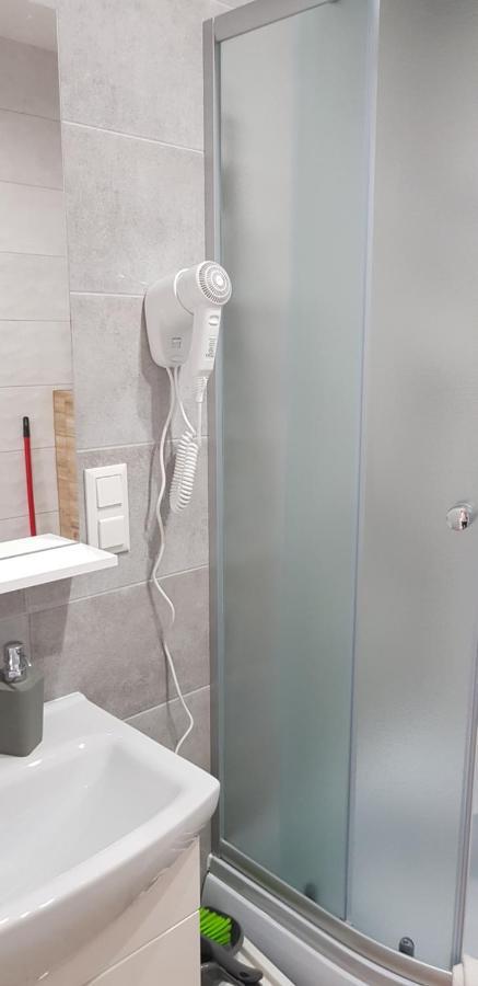 Apartamenty Maja -Pokoje - Domy Wakacyjne -Basen Podgrzewany -Jacuzzi - Sauna Леба Екстер'єр фото