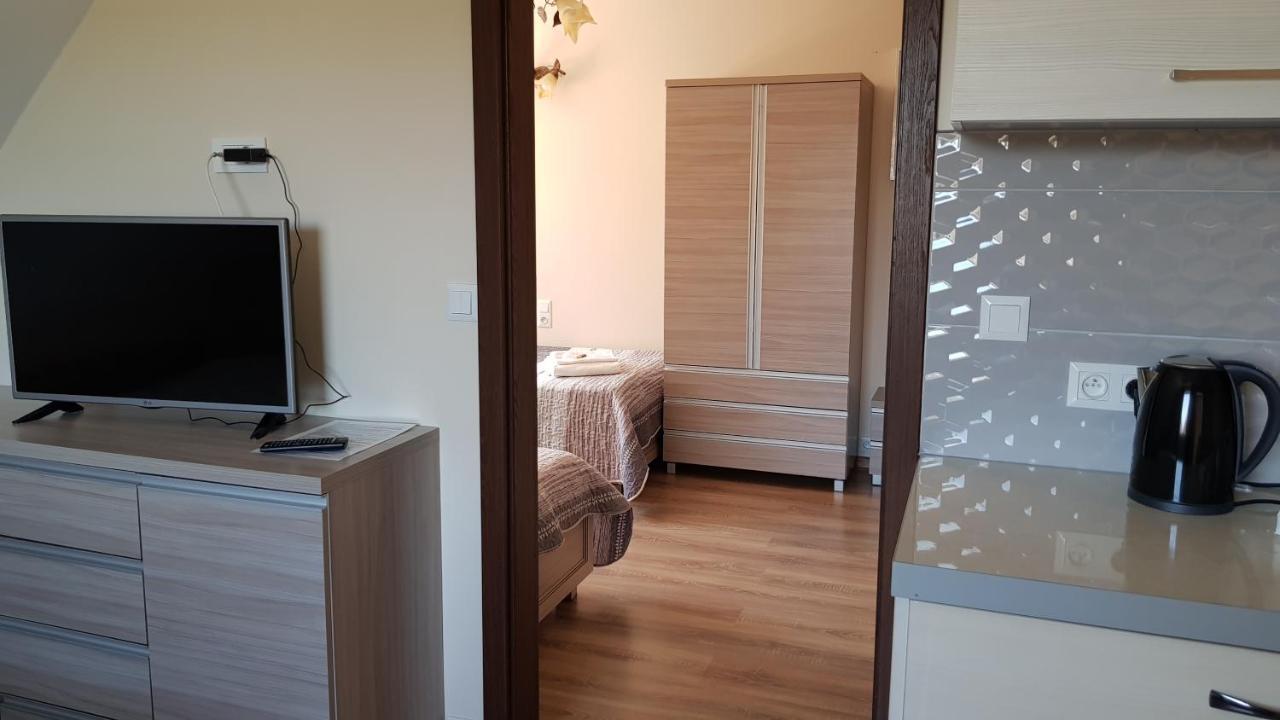 Apartamenty Maja -Pokoje - Domy Wakacyjne -Basen Podgrzewany -Jacuzzi - Sauna Леба Екстер'єр фото